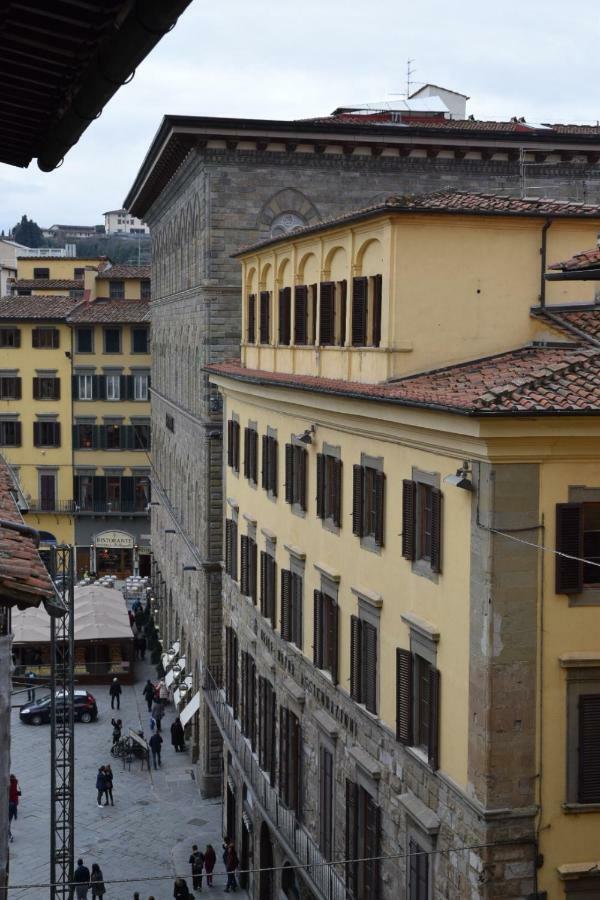 Calzaiuoli Luxury And Characteristic Apartment Florence Exterior photo